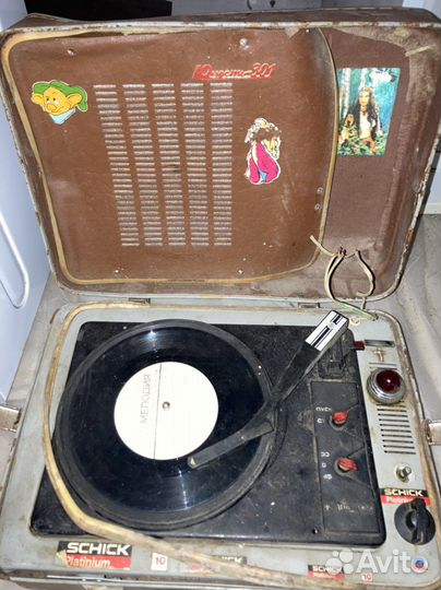 Проигрыватель Юность-301