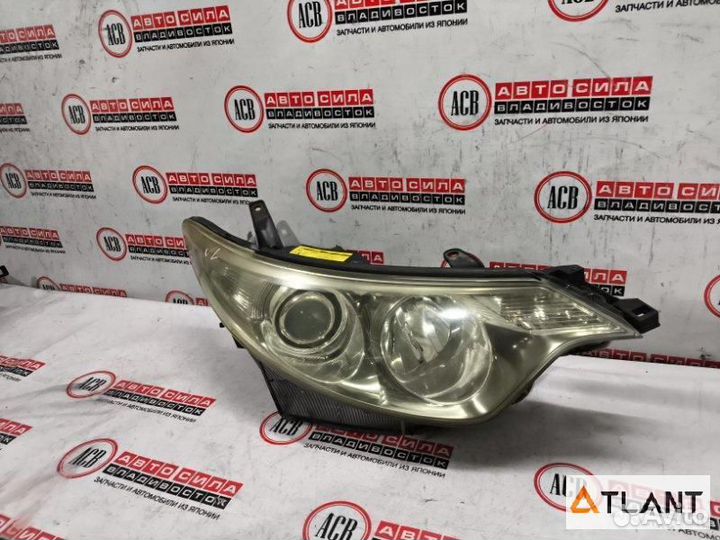 Фара правая toyota estima