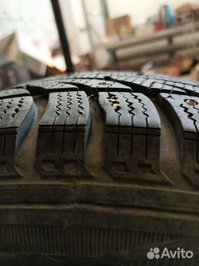 Sailun Ice Blazer WST1 215/60 R16 95T