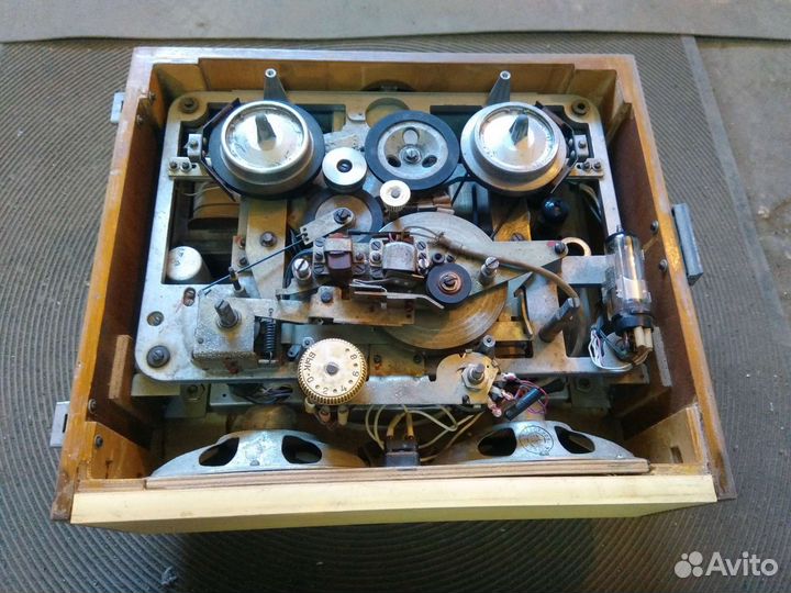 Магнитофон катушечный