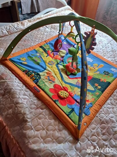 Развивающий коврик tiny love