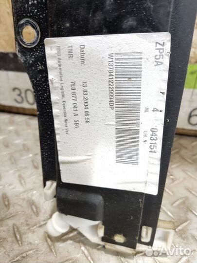 Люк Porsche Cayenne