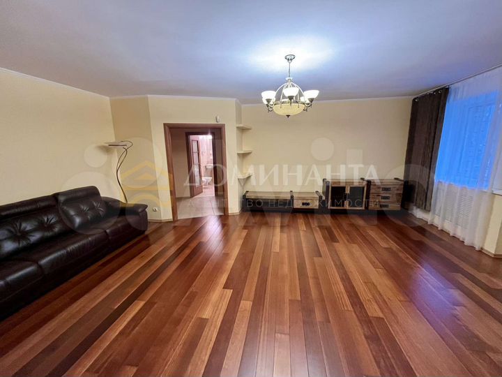 4-к. квартира, 126,6 м², 1/10 эт.