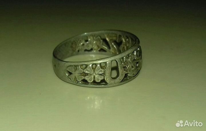 Серебряное кольцо