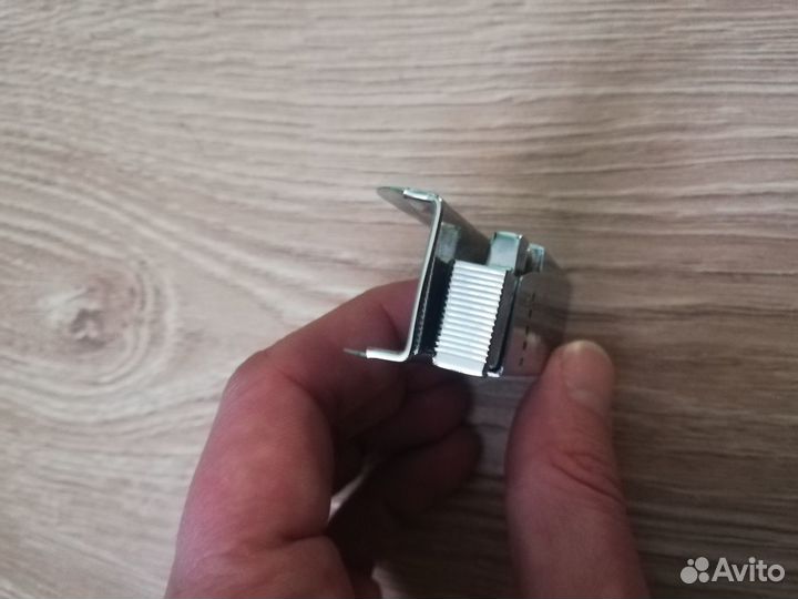 Бензиновая зажигалка 