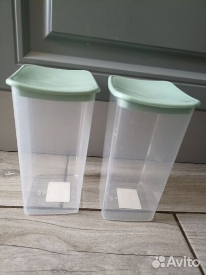 Контейнер для сыпучих продуктов