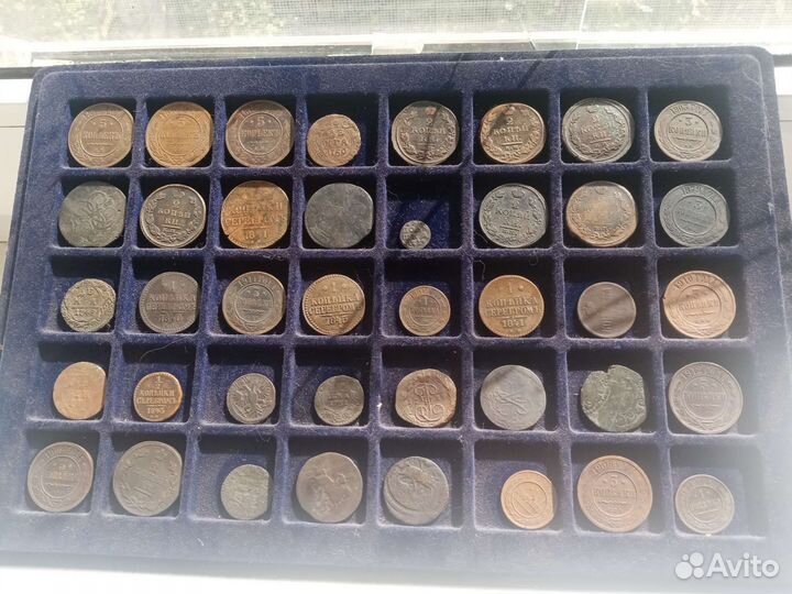 Продаю одним лотом