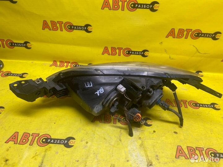 Фара передняя правая Mazda Mazda3 BK Z6 2003