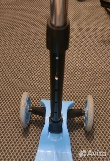 Детский самокат трёхколёсный