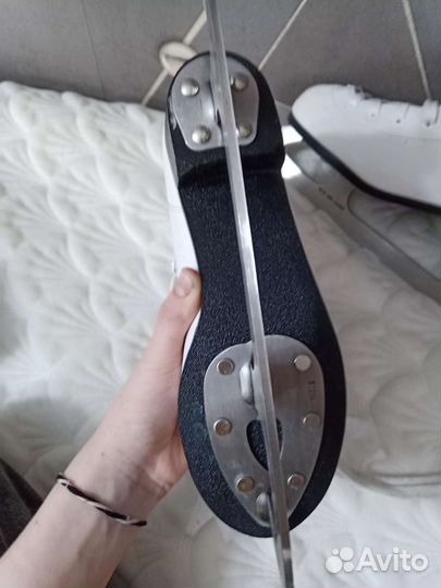 Коньки фигурные