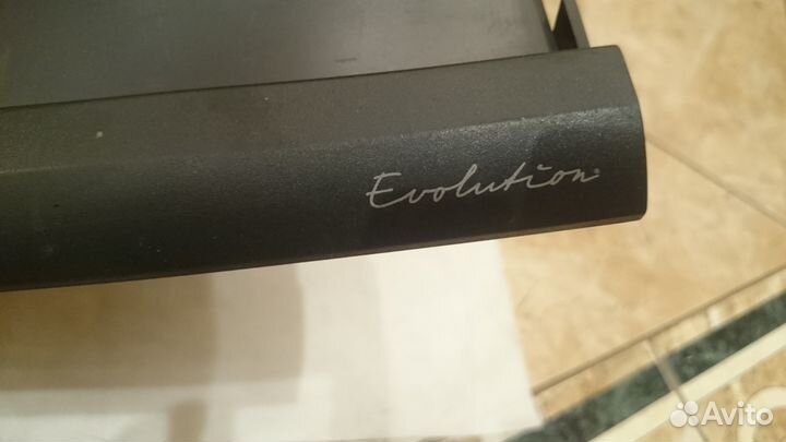 Кронштейн на стену Evolution TVB 2250 телевизора