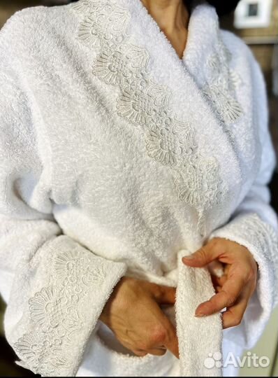 Махровые и вафельные халаты