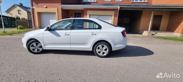 Skoda Rapid 1.6 МТ, 2019, 121 000 км