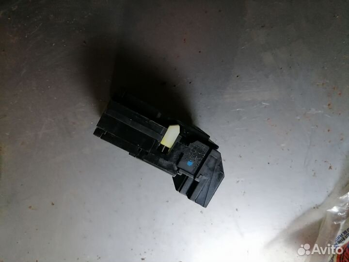 Контактная группа замка зажигания шевроле тахо