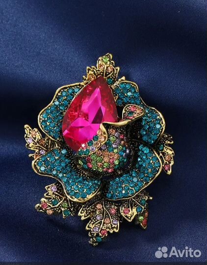 Брошь Аленький цветочек - кулон новая