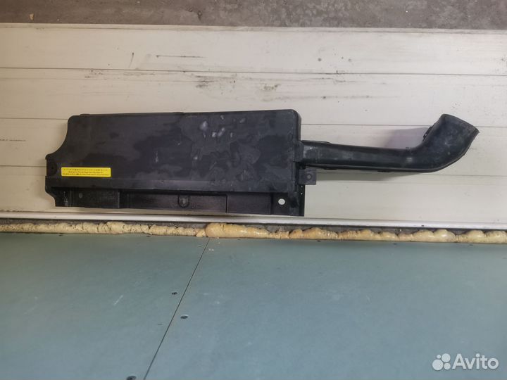 Воздухозаборник Nissan Murano Z50