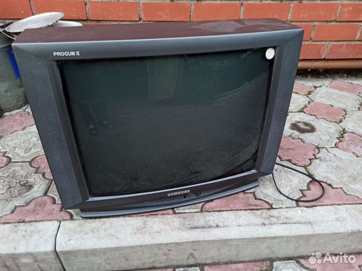 Телевизор samsung