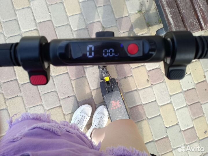 Самокат взрослый электрический новый