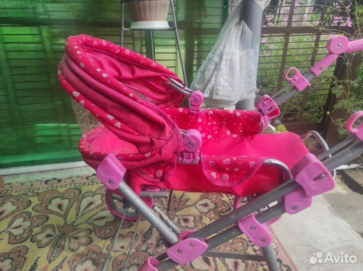 Кукольная коляска для куклы