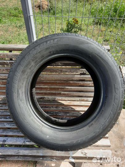 Bridgestone Dueler H/P Sport 215/65 R16