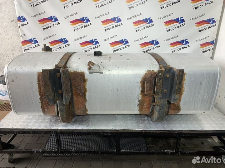 Бак топливный 780 L Daf XF105