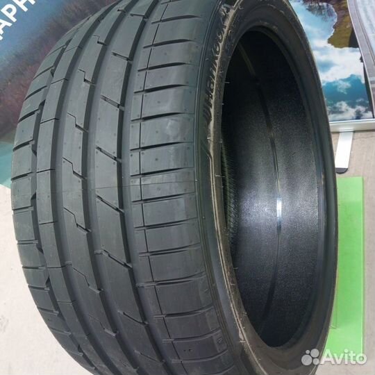 Hankook Ventus S1 Evo 3 K127 285/35 R20 104