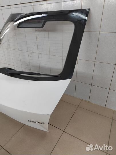 Крышка багажника в сборе Skoda Rapid 1