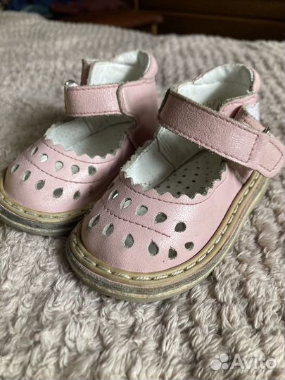 Босоножки для девочки