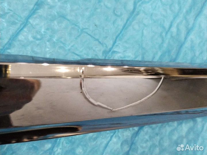 Молдинг бампера Toyota Highlander задний