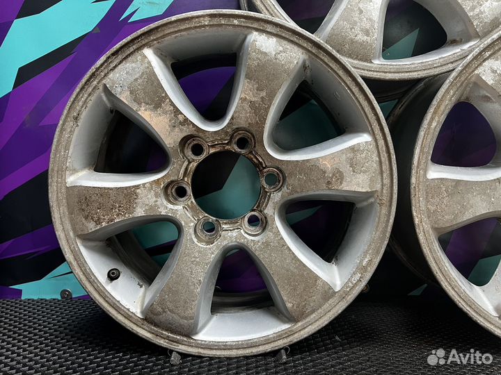 Комплект оригинальных литых дисков R17 6x139.7