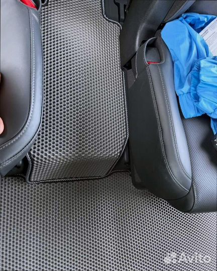 Автоковрики под ключ