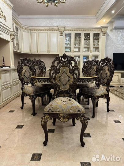 Стол и стулья от производителя. В наличии