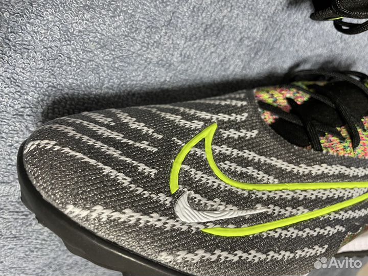 Сороконожки nike phantom