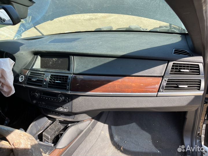 Автомобиль bmw е71 на запчасти