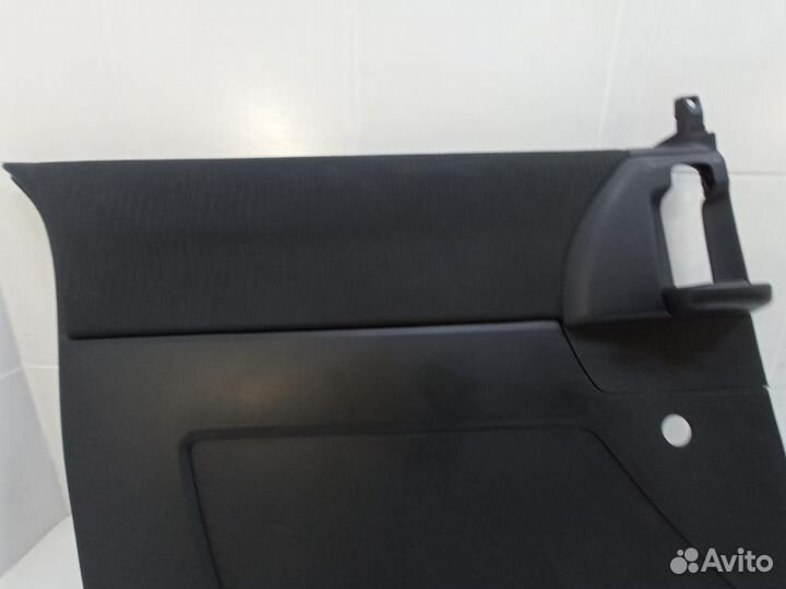 Обшивка двери задней левой Mazda Mazda5 5 CR 2005