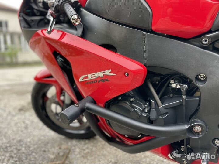 Honda cbr 1000 rr