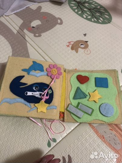 Развивающая книжка из фетра