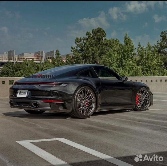 Кованые диски GT Performance R20 на Porsche 718