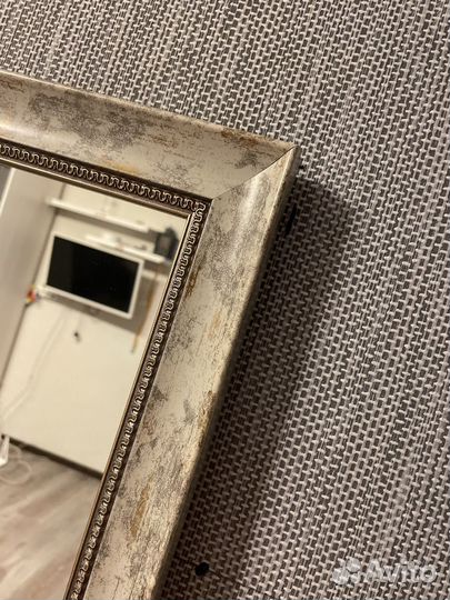 Зеркало настенное