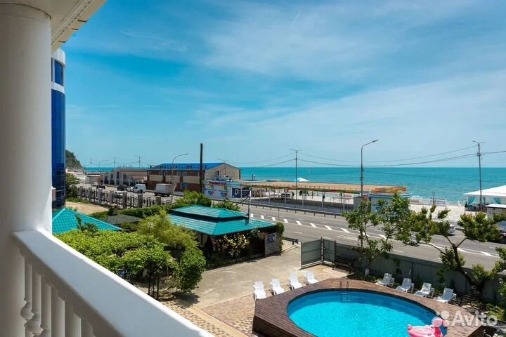 Горничная с проживанием на море