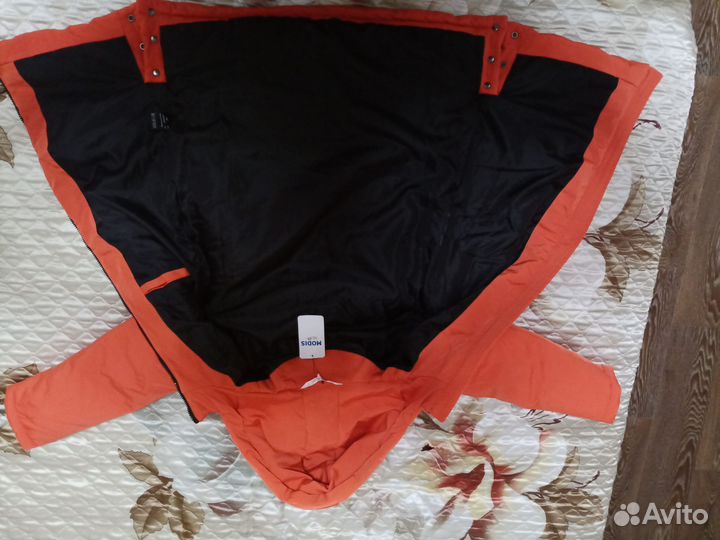 Куртка осень для девочки новая