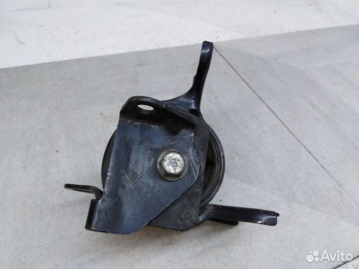 Опора двигателя Митсубиси