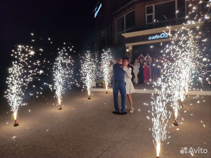 Холодные фонтаны на свадьбу