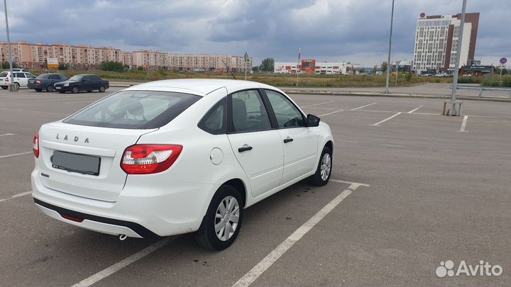 LADA Granta 1.6 МТ, 2021, 52 525 км