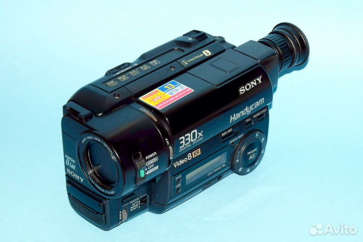 Видеокамера Sony CCD-TR425E Handycam+Сумка+З/устр+