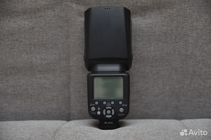 Вспышка triopo TR-586 EX