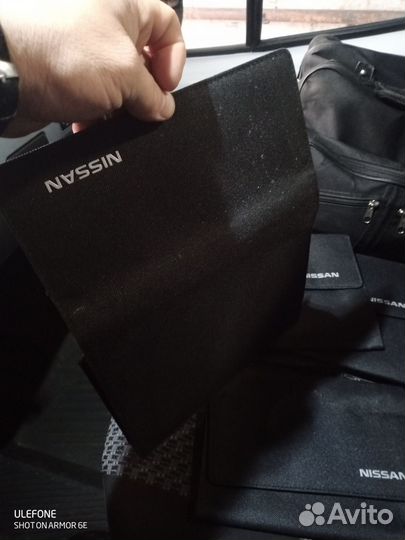 Nissan сумка-планшеька