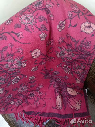 Палантин женский