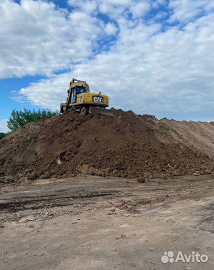 Верхний слой земли, песок, щебень