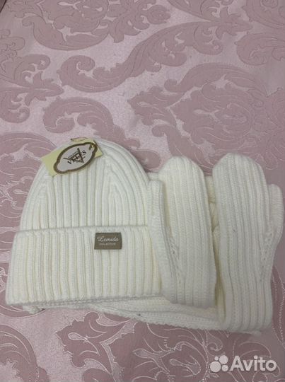 Шапка брендовая